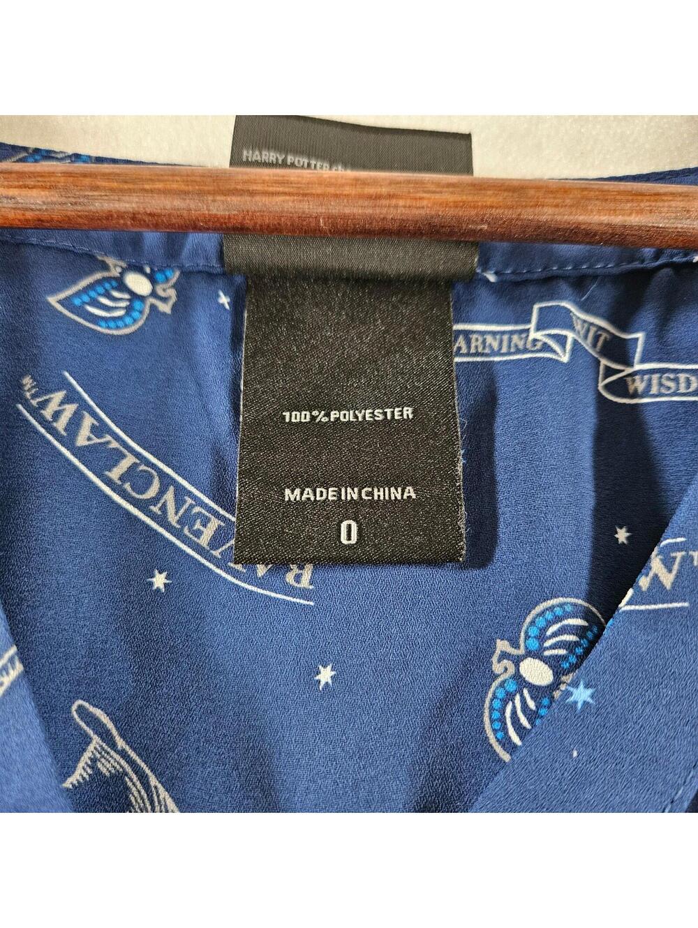 Torrid Harry Potter Ravenclaw Harper Blouse 3X Blue Celestial Stars Plus Size - Picture 5 of 12